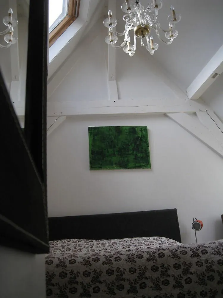 B&B Lit De Senne Brussels Bed & Breakfast